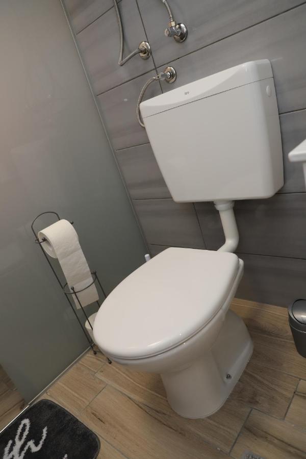Apartman Normanci Near Bizovac Thermal Spa Bagian luar foto